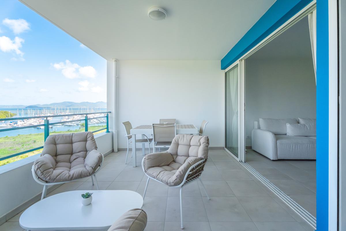 sejour-martinique-etang-zabricot-terrasse-repas-exterieur (2)